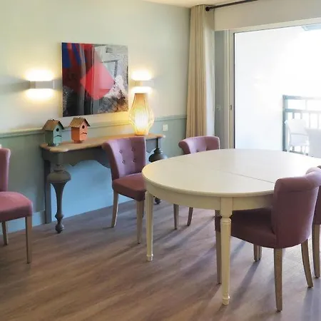 Sainte-barbe Sleeps 5 Pool Air Con Wifi *